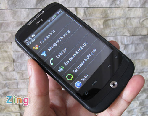 'Đập hộp' HTC Wildfire hàng chính hãng